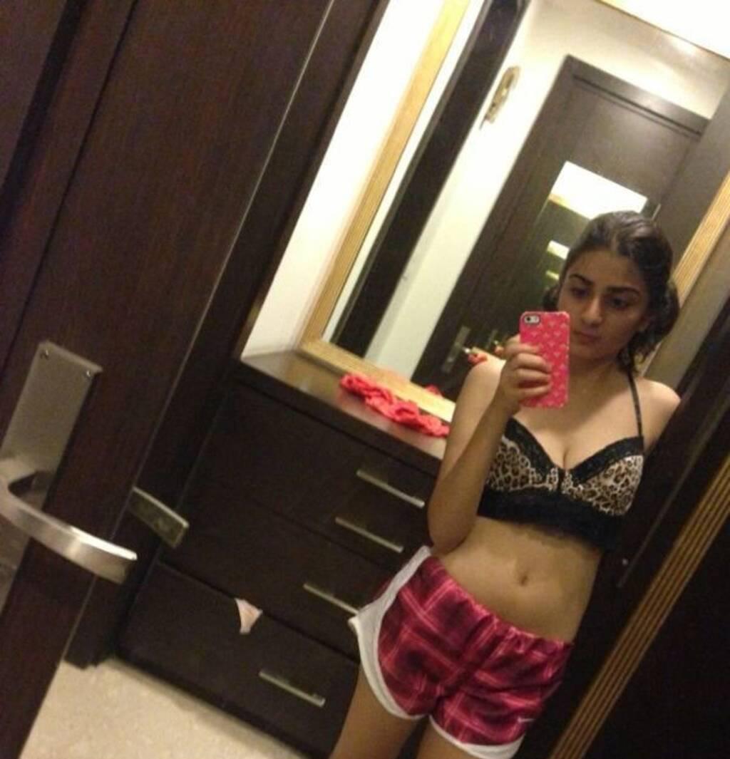 Kashish is Female Escorts. | Toronto | Ontario | Canada | scarletamour.com 