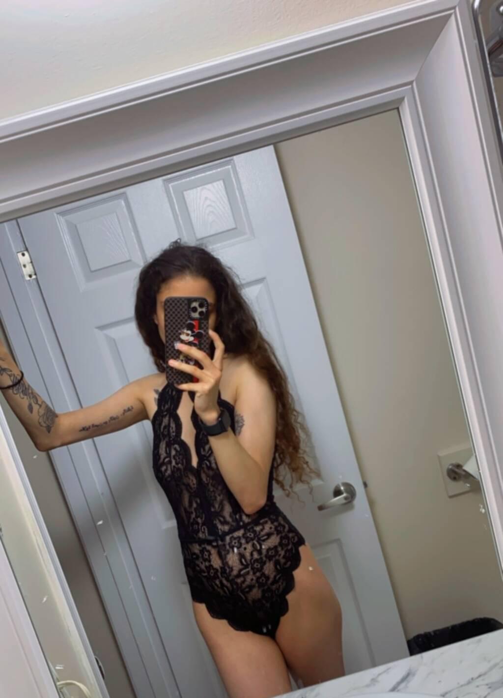 Maliya is Female Escorts. | Toronto | Ontario | Canada | scarletamour.com 