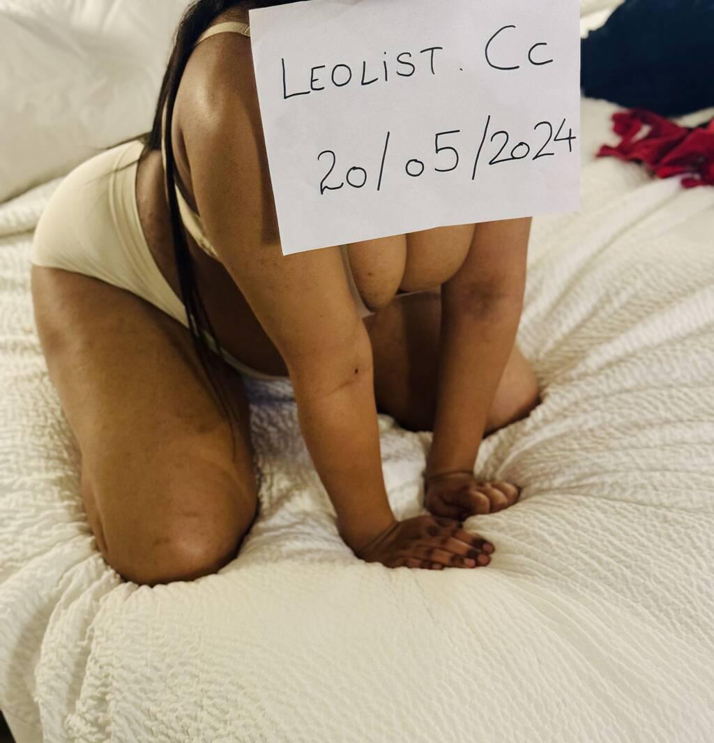 SANDHU is Female Escorts. | Toronto | Ontario | Canada | scarletamour.com 