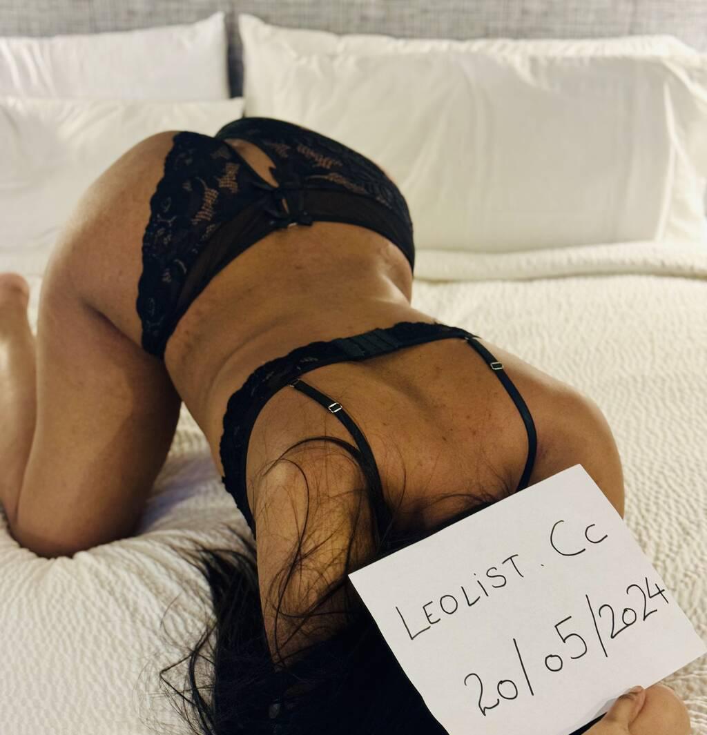 SANDHU is Female Escorts. | Toronto | Ontario | Canada | scarletamour.com 