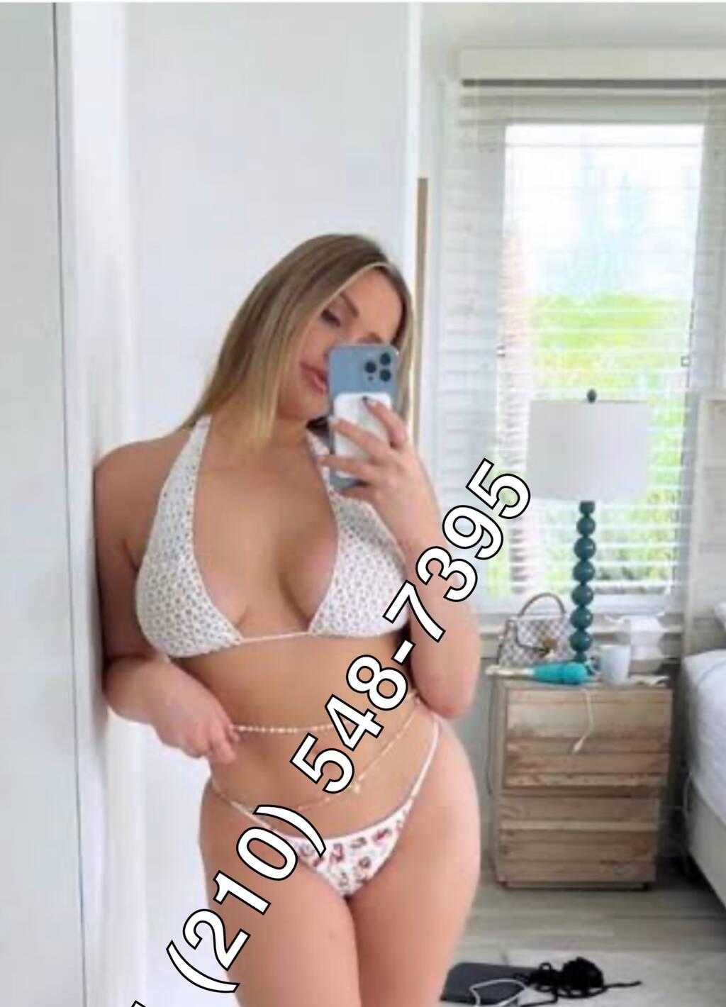 Sandra is Female Escorts. | Ottawa | Ontario | Canada | scarletamour.com 