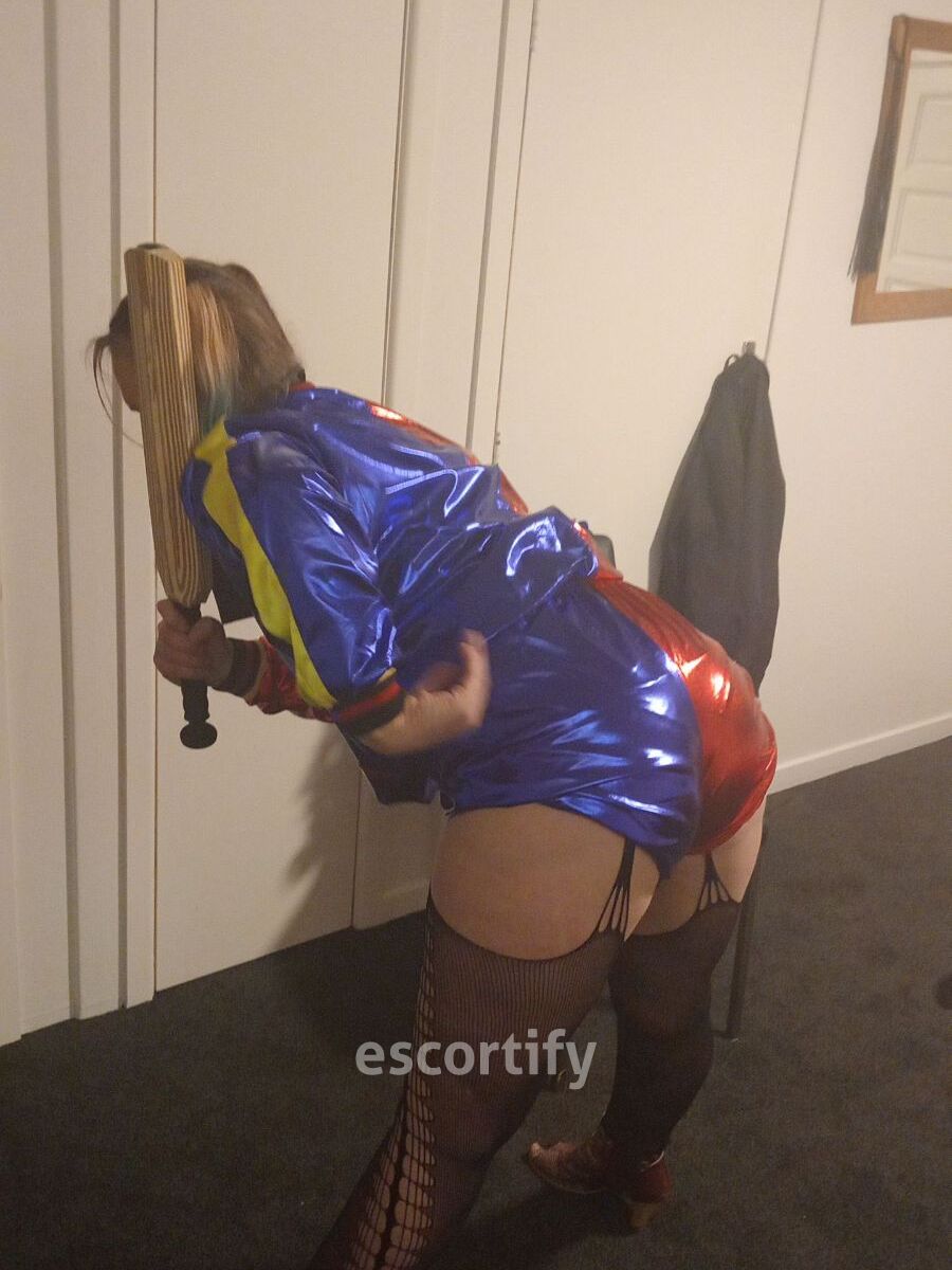 Sasha is Female Escorts. | Christchurch | New Zealand | New Zeland | scarletamour.com 