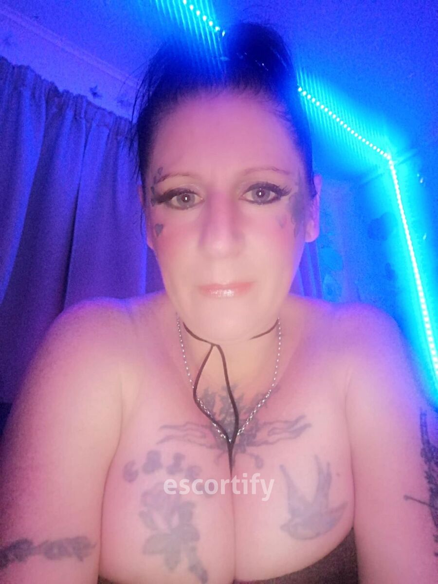 Naughty lil Sammii xxo is Female Escorts. | Christchurch | New Zealand | New Zeland | scarletamour.com 