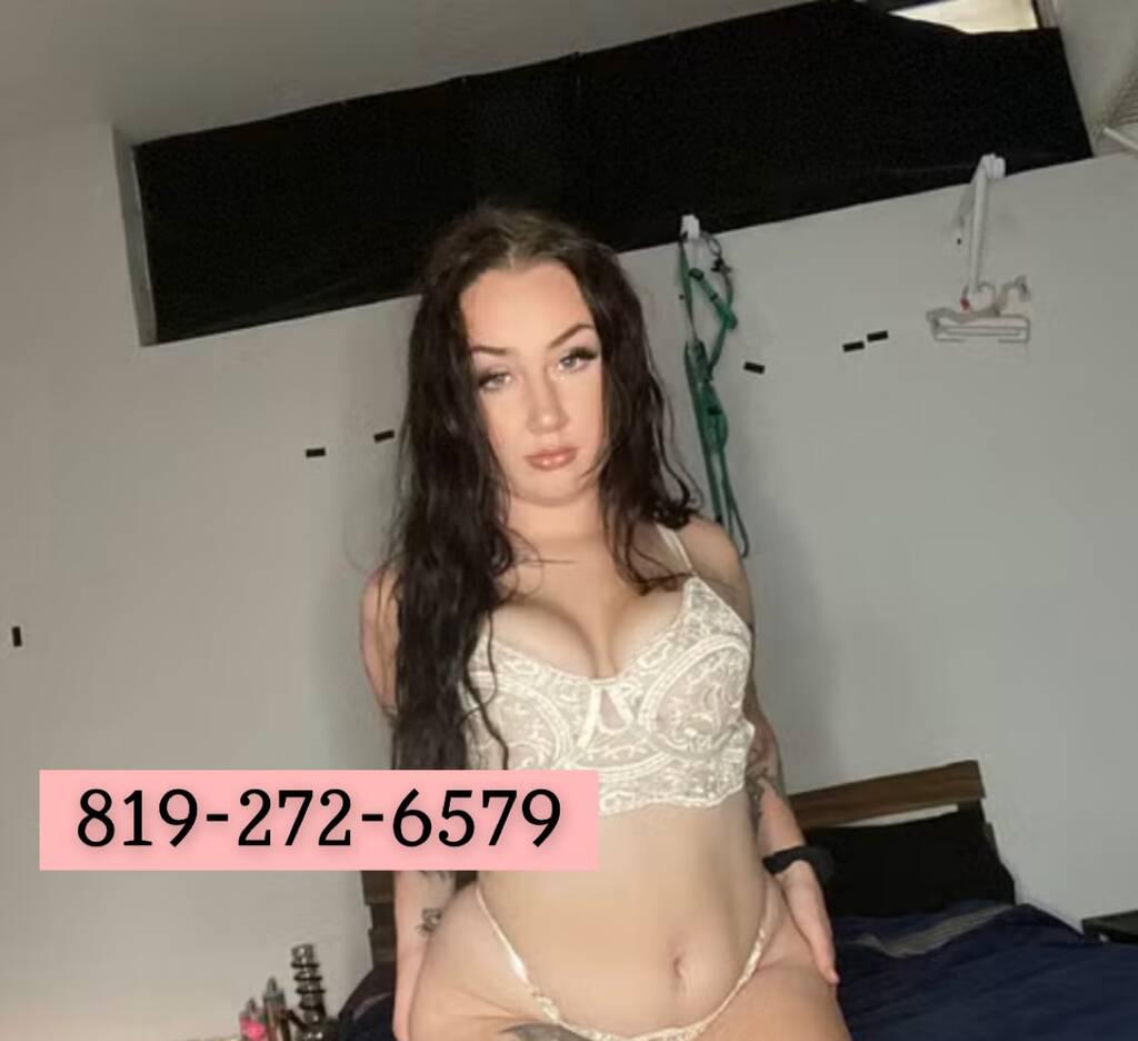 MALORY is Female Escorts. | Sherbrooke | Quebec | Canada | scarletamour.com 