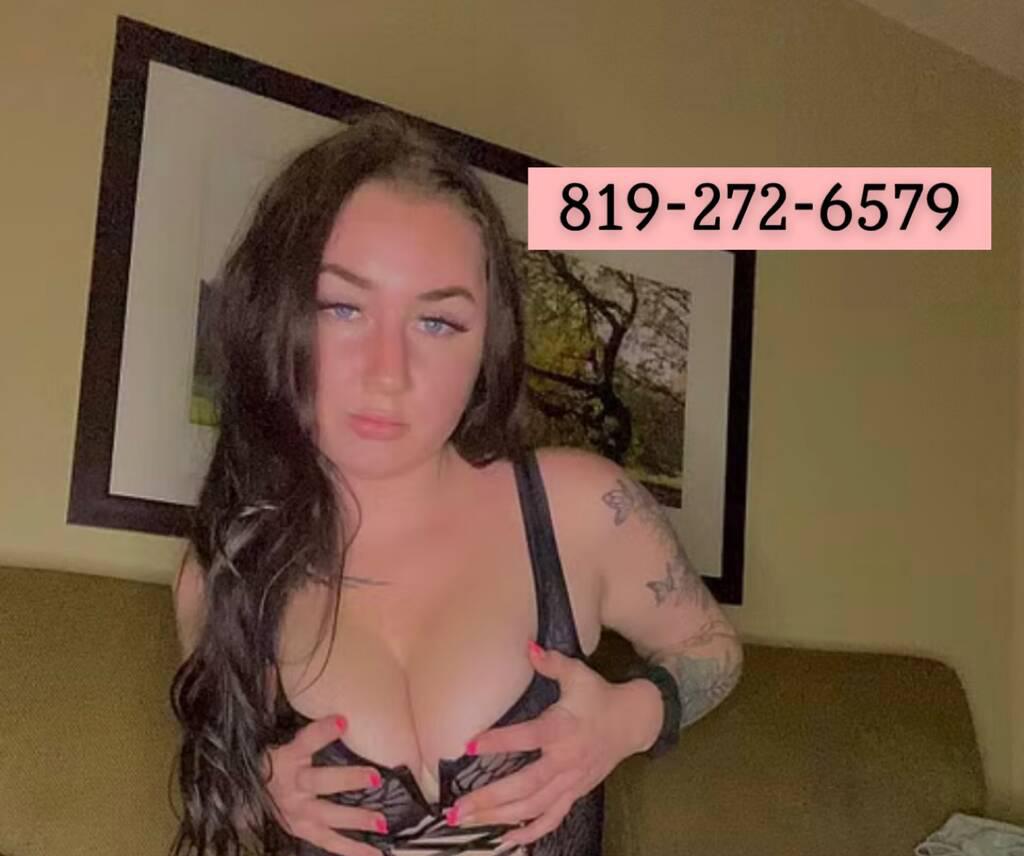 MALORY is Female Escorts. | Sherbrooke | Quebec | Canada | scarletamour.com 