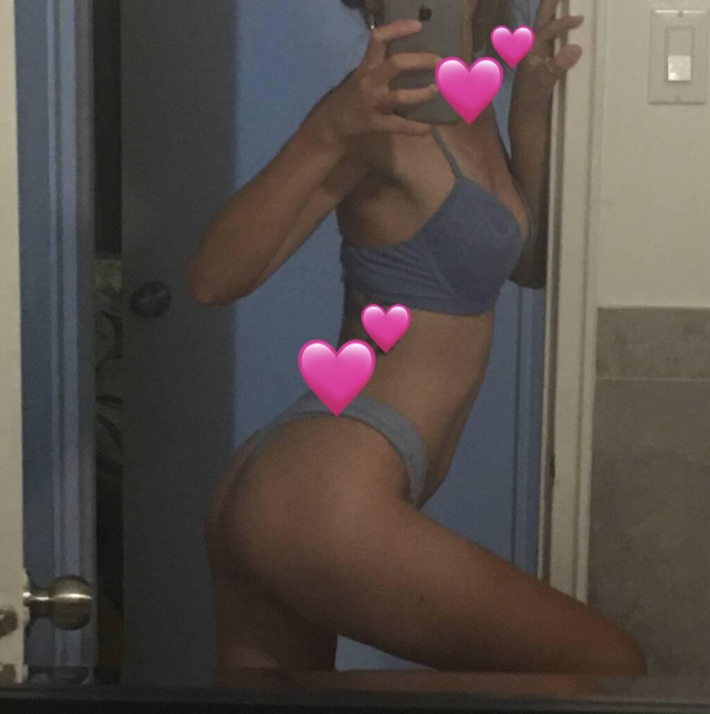 Lacy is Female Escorts. | Hamilton | Ontario | Canada | scarletamour.com 