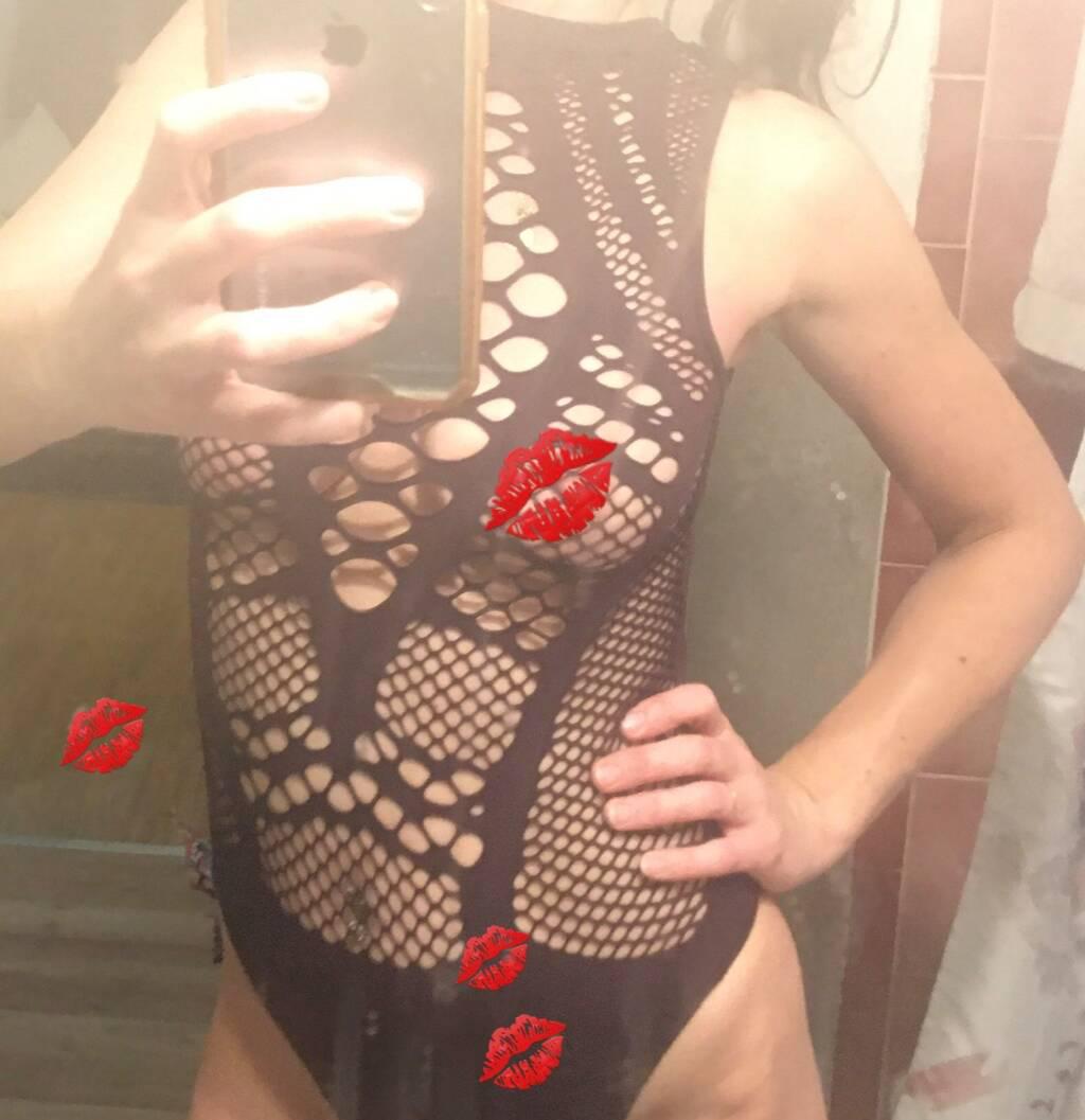 Lacy is Female Escorts. | Hamilton | Ontario | Canada | scarletamour.com 