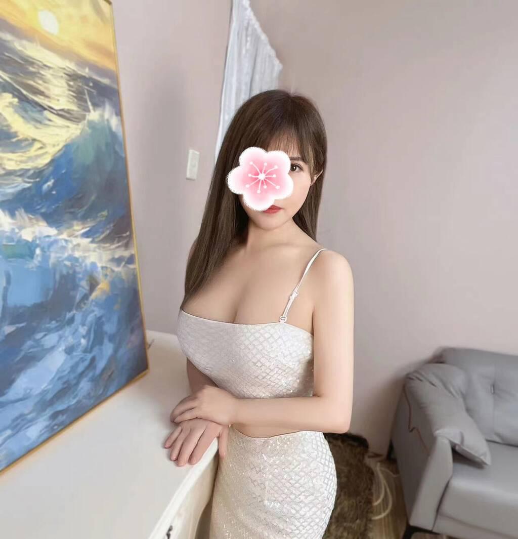 Manager is Female Escorts. | Vancouver | British Columbia | Canada | scarletamour.com 