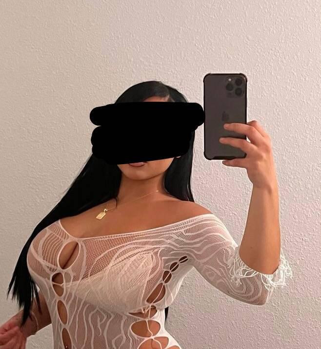 Alex is Female Escorts. | Abbotsford | British Columbia | Canada | scarletamour.com 