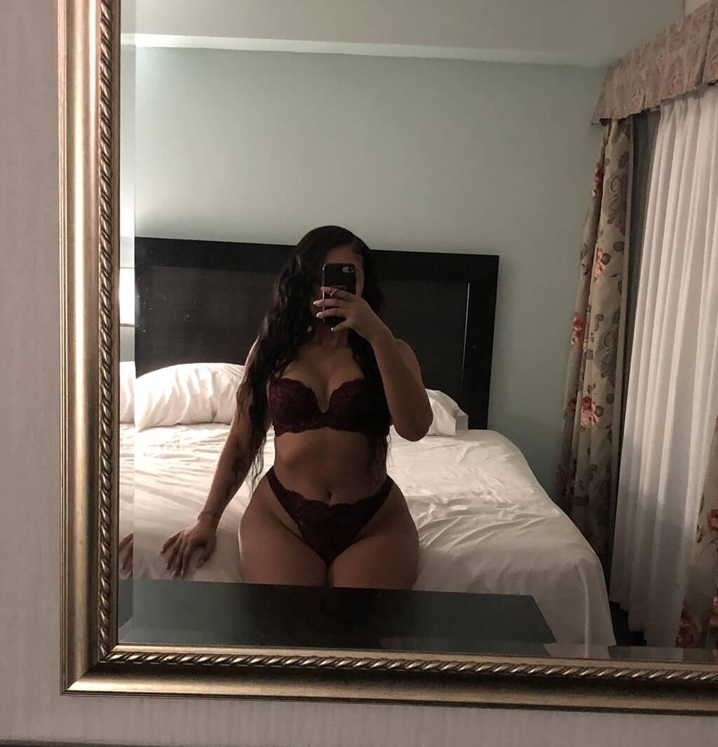 AALIYAH is Female Escorts. | Toronto | Ontario | Canada | scarletamour.com 