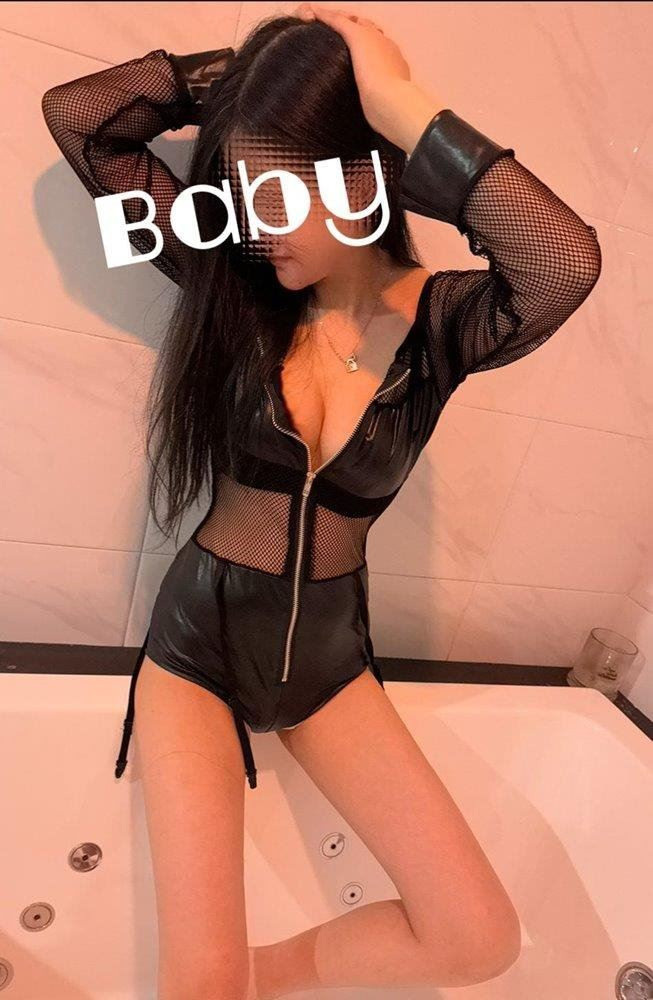 Hanys is Female Escorts. | Perth | Australia | Australia | scarletamour.com 