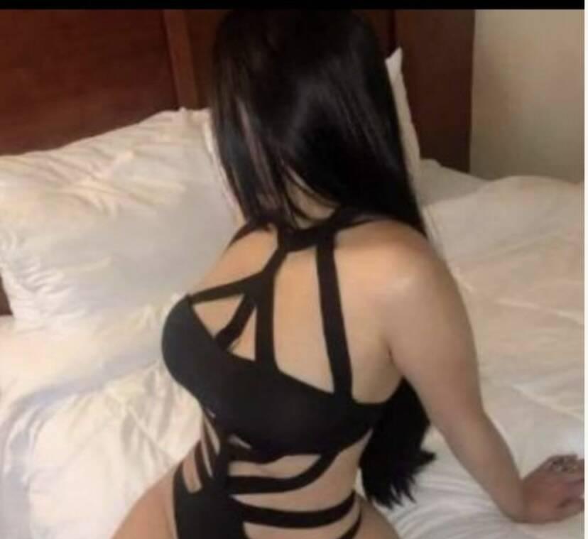 Sophie is Female Escorts. | Montreal | Quebec | Canada | scarletamour.com 