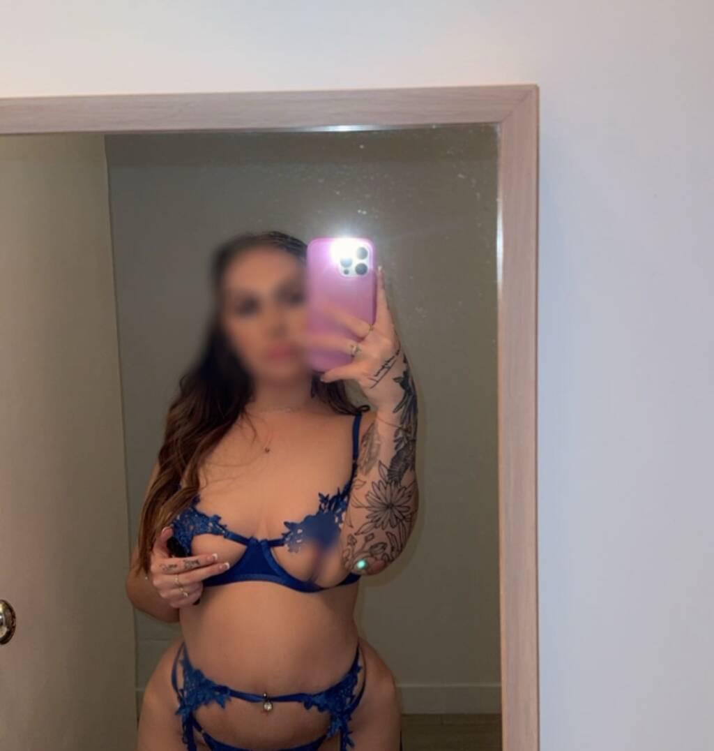 Melina Kay is Female Escorts. | Winnipeg | Manitoba | Canada | scarletamour.com 