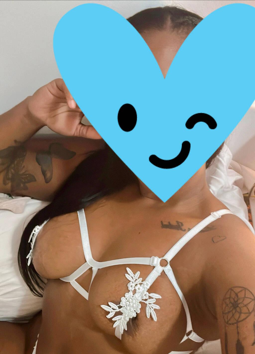 ALAIA QUEEN is Female Escorts. | Montreal | Quebec | Canada | scarletamour.com 