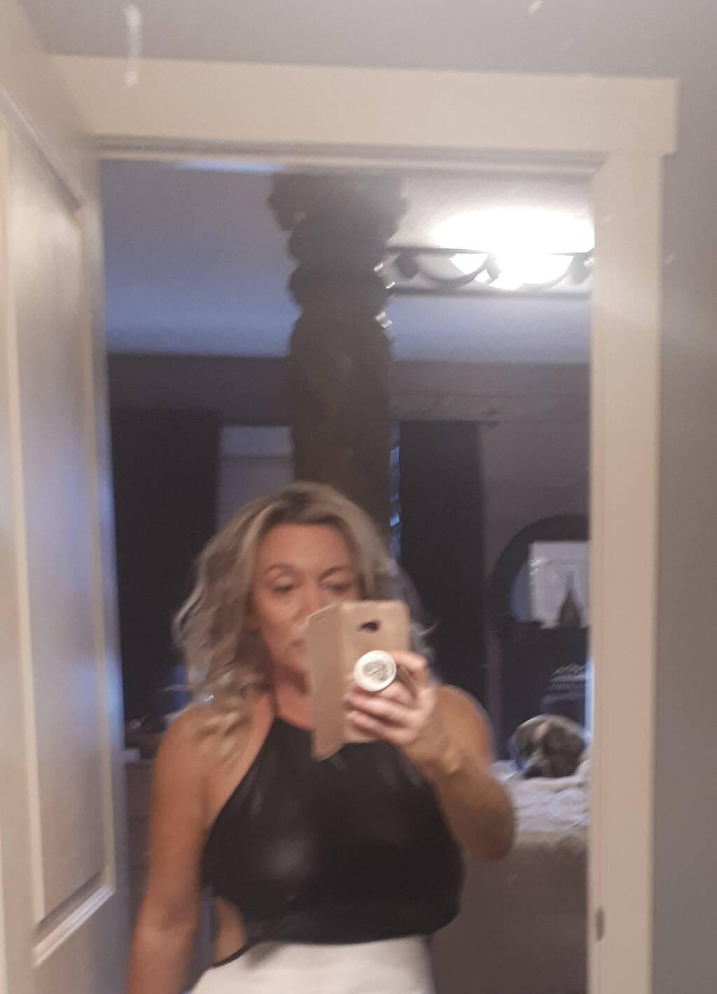 SKY is Female Escorts. | Edmonton | Alberta | Canada | scarletamour.com 