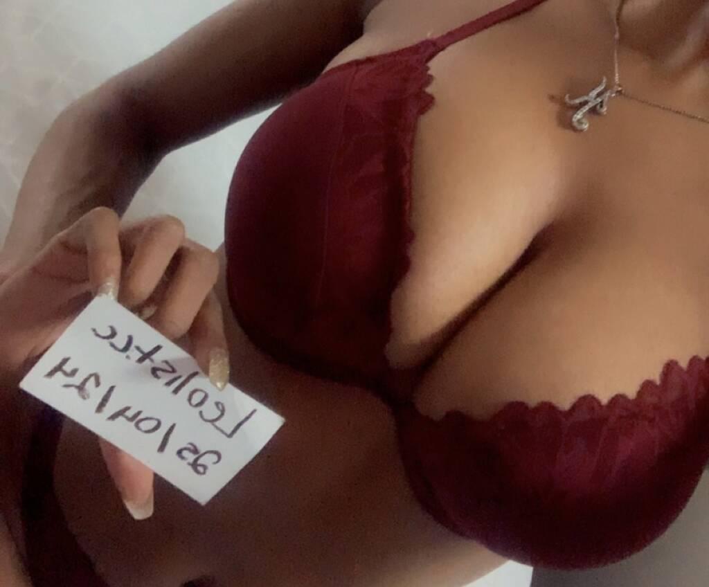 Kelly READ AD is Female Escorts. | Ft Mcmurray | Alberta | Canada | scarletamour.com 