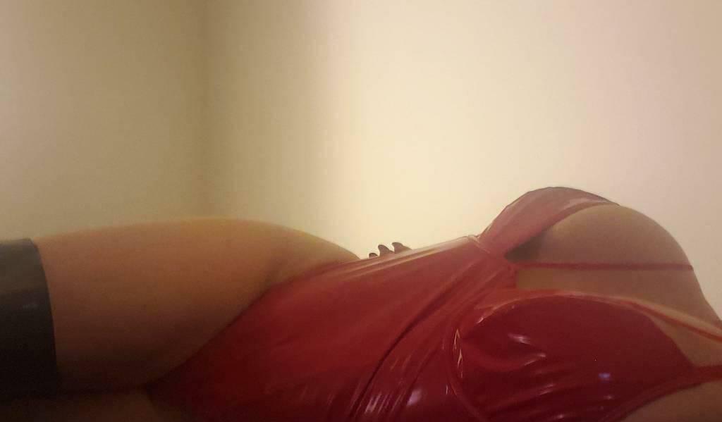 Lena Fires is Female Escorts. | Toronto | Ontario | Canada | scarletamour.com 