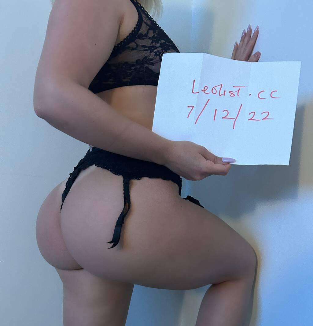 Madia is Female Escorts. | Winnipeg | Manitoba | Canada | scarletamour.com 