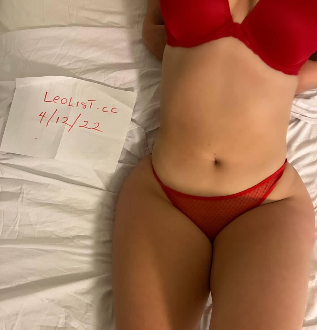 Madia is Female Escorts. | Winnipeg | Manitoba | Canada | scarletamour.com 