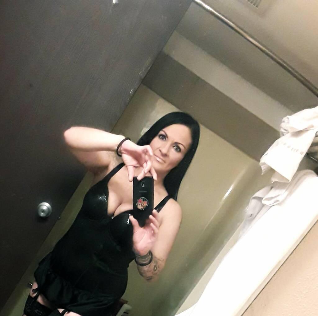 Roain Reign is Female Escorts. | Prince George | British Columbia | Canada | scarletamour.com 