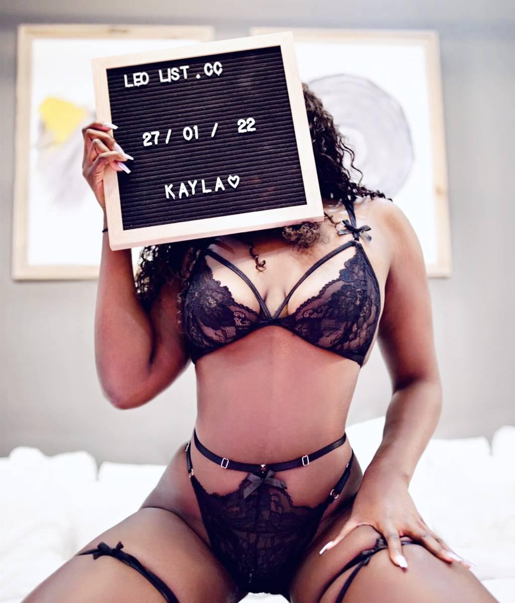 Kayla is Female Escorts. | Sherbrooke | Quebec | Canada | scarletamour.com 