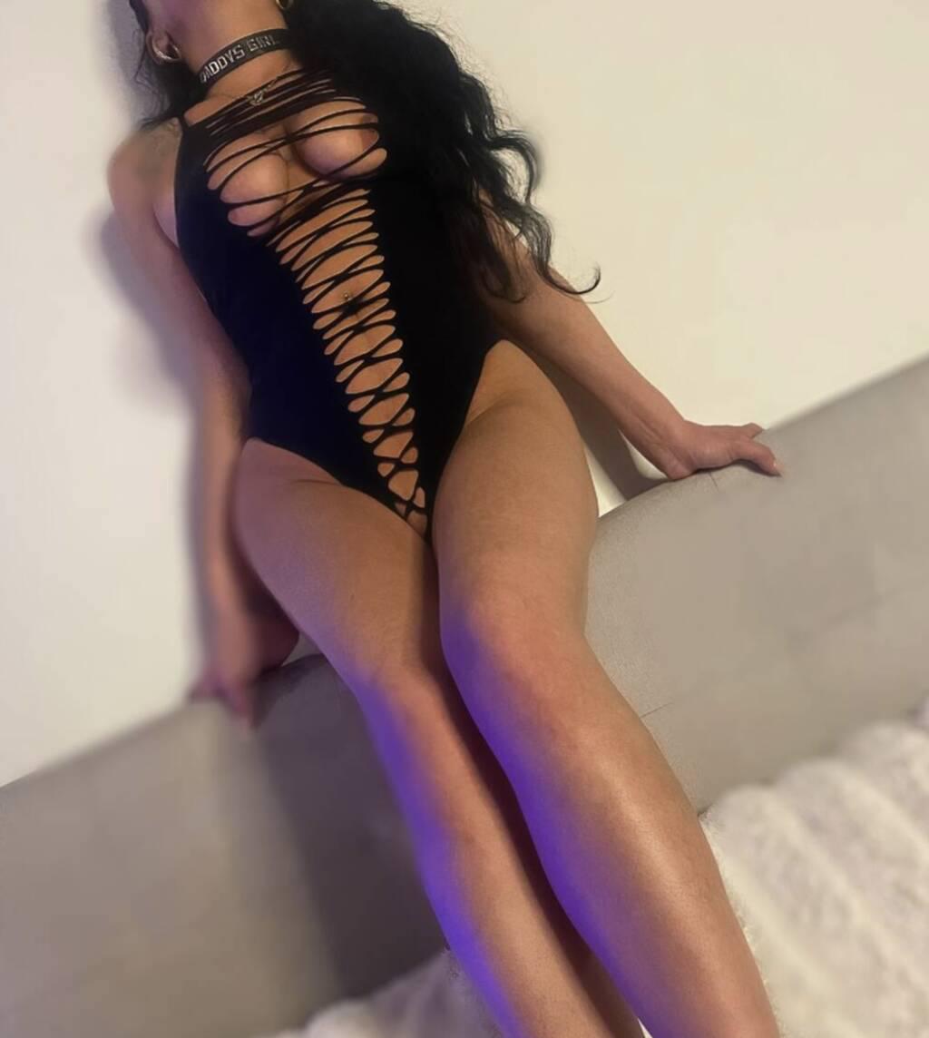 Bianca Banxx is Female Escorts. | Saskatoon | Saskatchewan | Canada | scarletamour.com 