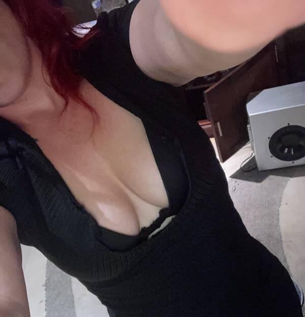 Lilly is Female Escorts. | Barrie | Ontario | Canada | scarletamour.com 