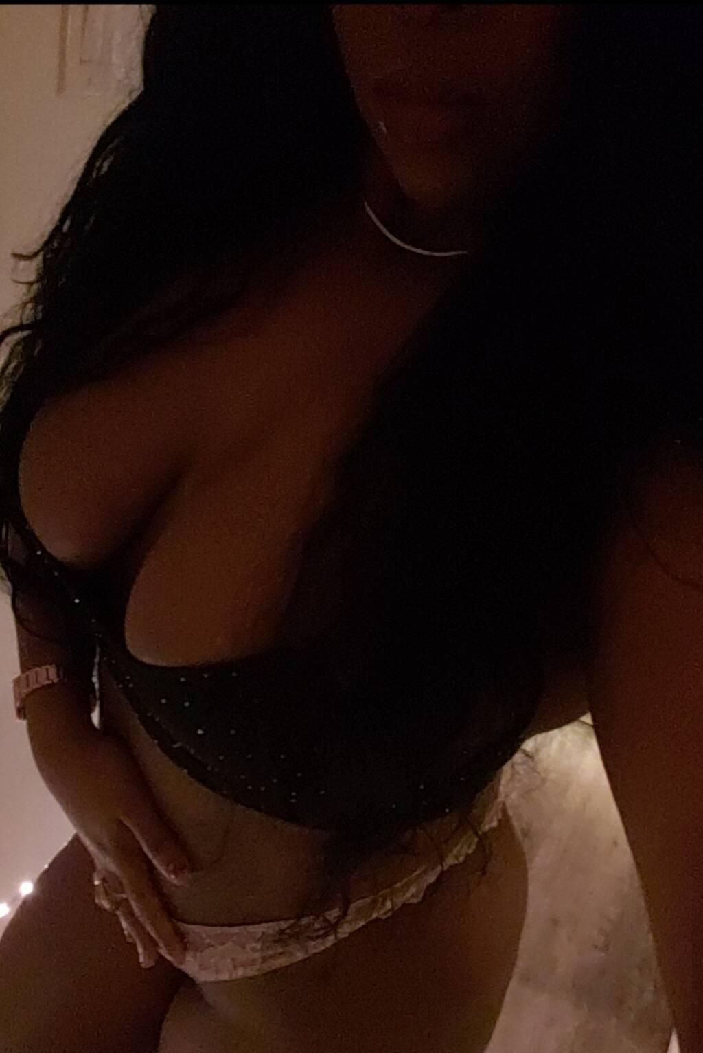 Jessy is Female Escorts. | Lethbridge | Alberta | Canada | scarletamour.com 