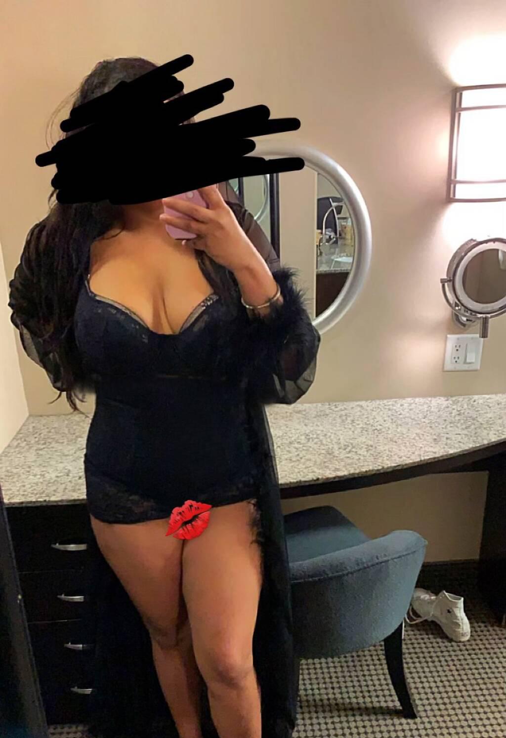 Nina day is Female Escorts. | Kelowna | British Columbia | Canada | scarletamour.com 