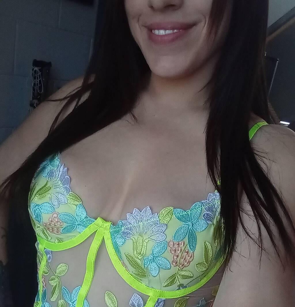 Shandi Candy is Female Escorts. | Lethbridge | Alberta | Canada | scarletamour.com 