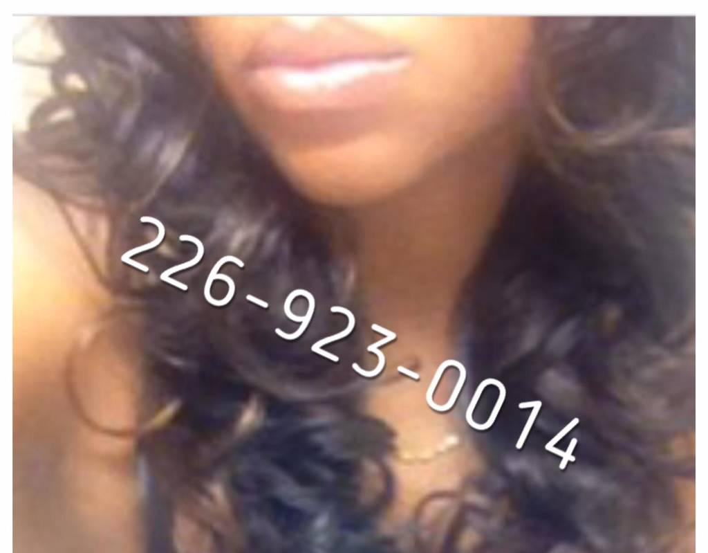 Paris (CASH ACCEPTED) is Female Escorts. | Owen Sound | Ontario | Canada | scarletamour.com 