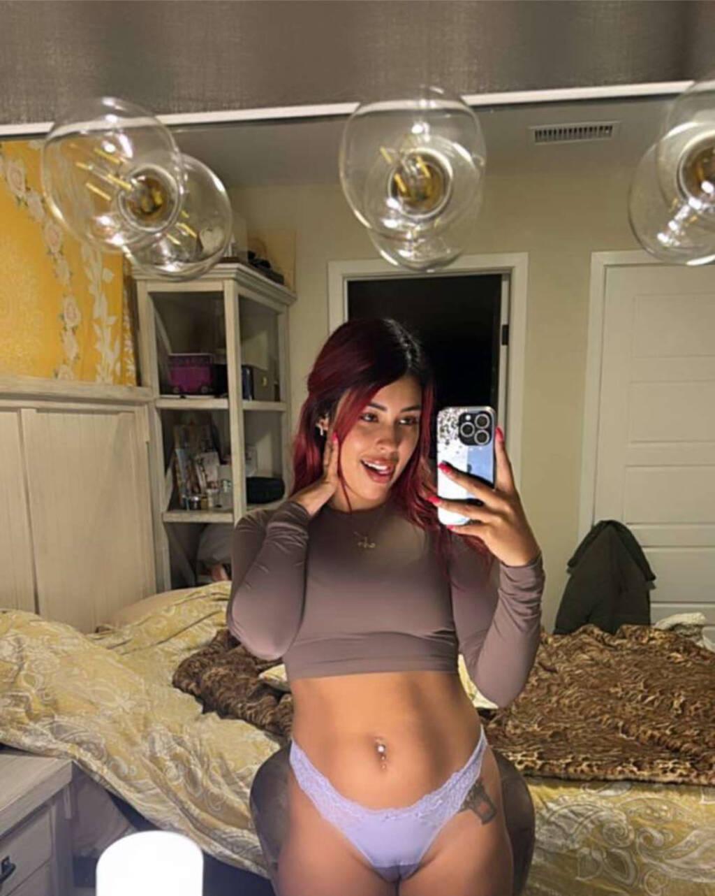 Kayla is Female Escorts. | Brandon | Manitoba | Canada | scarletamour.com 