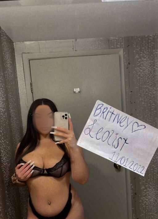 Britney is Female Escorts. | Barrie | Ontario | Canada | scarletamour.com 