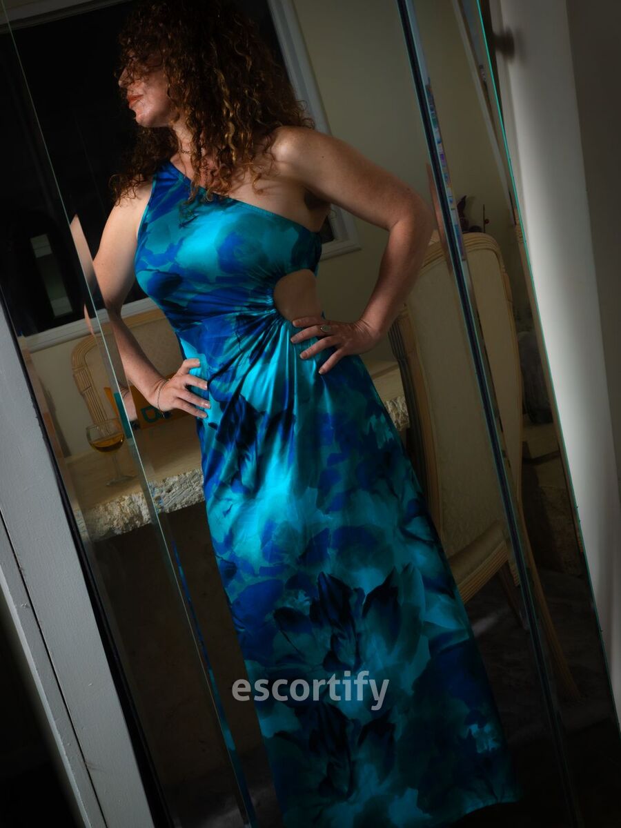 Adele Sterling is Female Escorts. | Wellington | New Zealand | New Zeland | scarletamour.com 