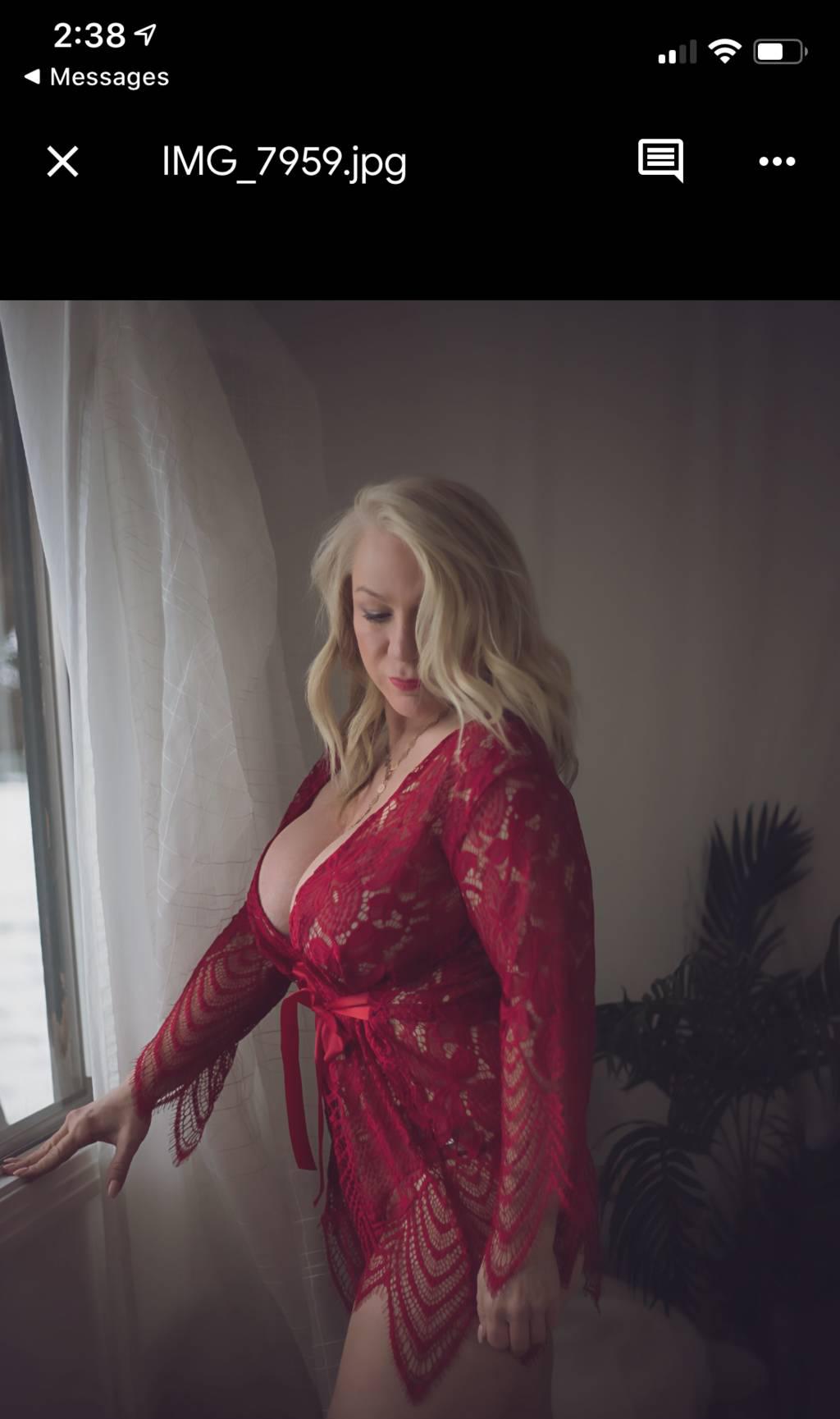 Gina Fox is Female Escorts. | Red Deer | Alberta | Canada | scarletamour.com 