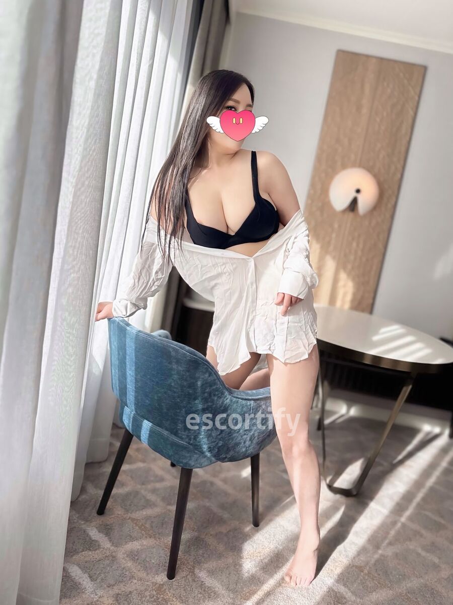 MOMO is Female Escorts. | Hamilton | New Zealand | New Zeland | scarletamour.com 