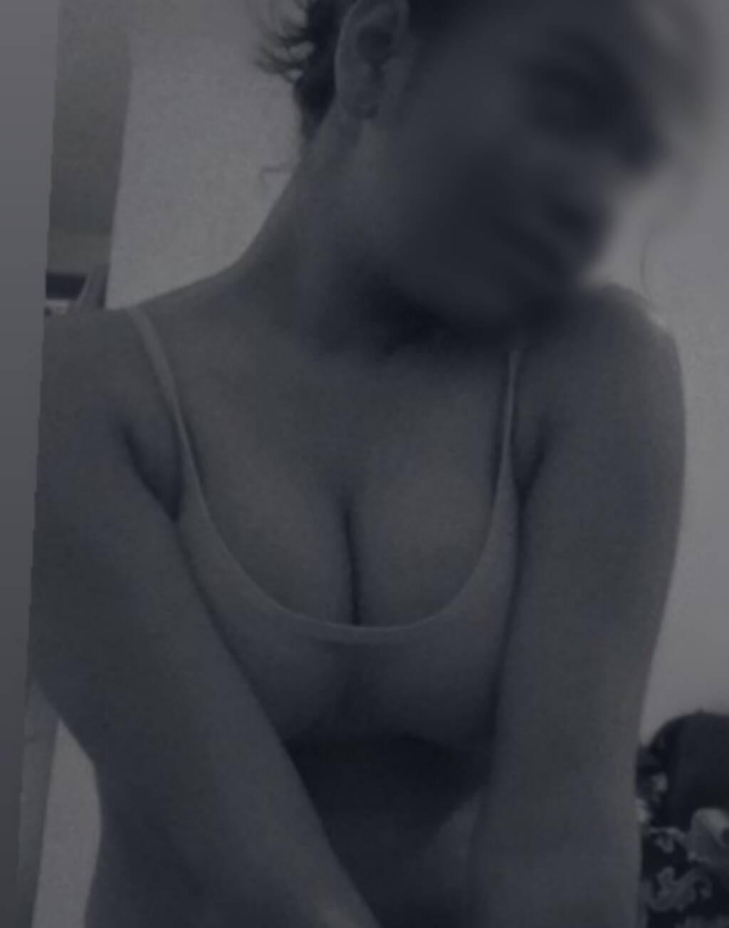 Sona Singh is Female Escorts. | Montreal | Quebec | Canada | scarletamour.com 