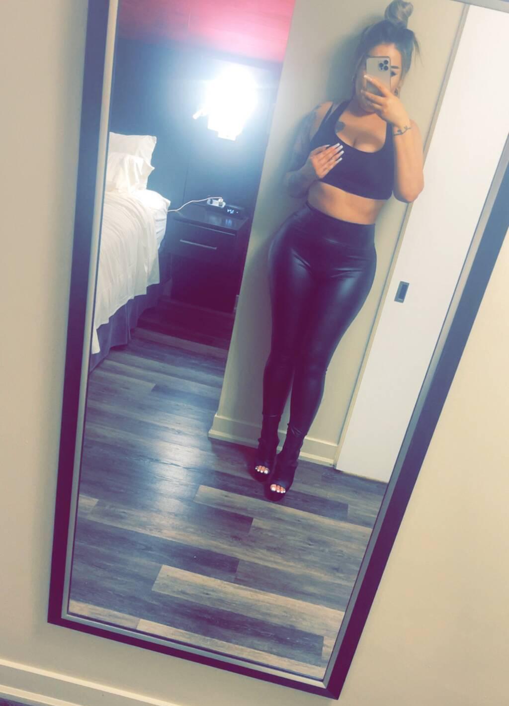 Kennedy King is Female Escorts. | Guelph | Ontario | Canada | scarletamour.com 