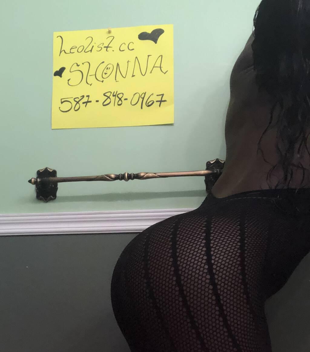 Shonna is Female Escorts. | Grande Prairie | Alberta | Canada | scarletamour.com 