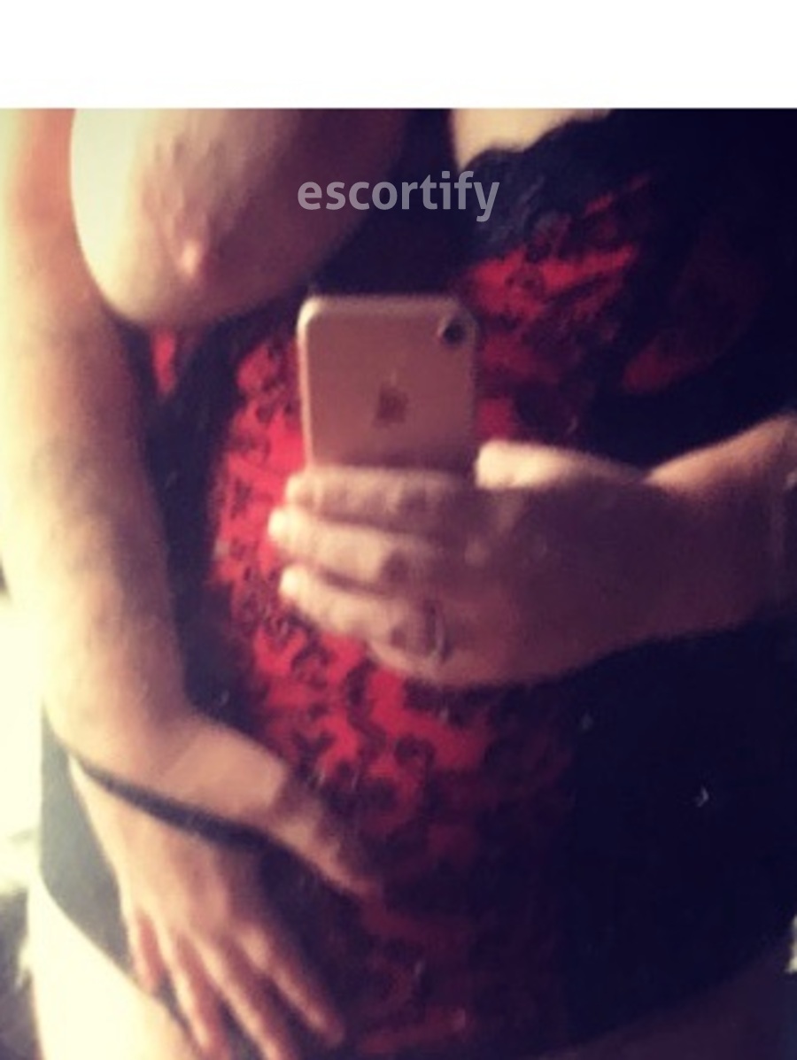 Xo Lara xo is Female Escorts. | Wellington | New Zealand | New Zeland | scarletamour.com 