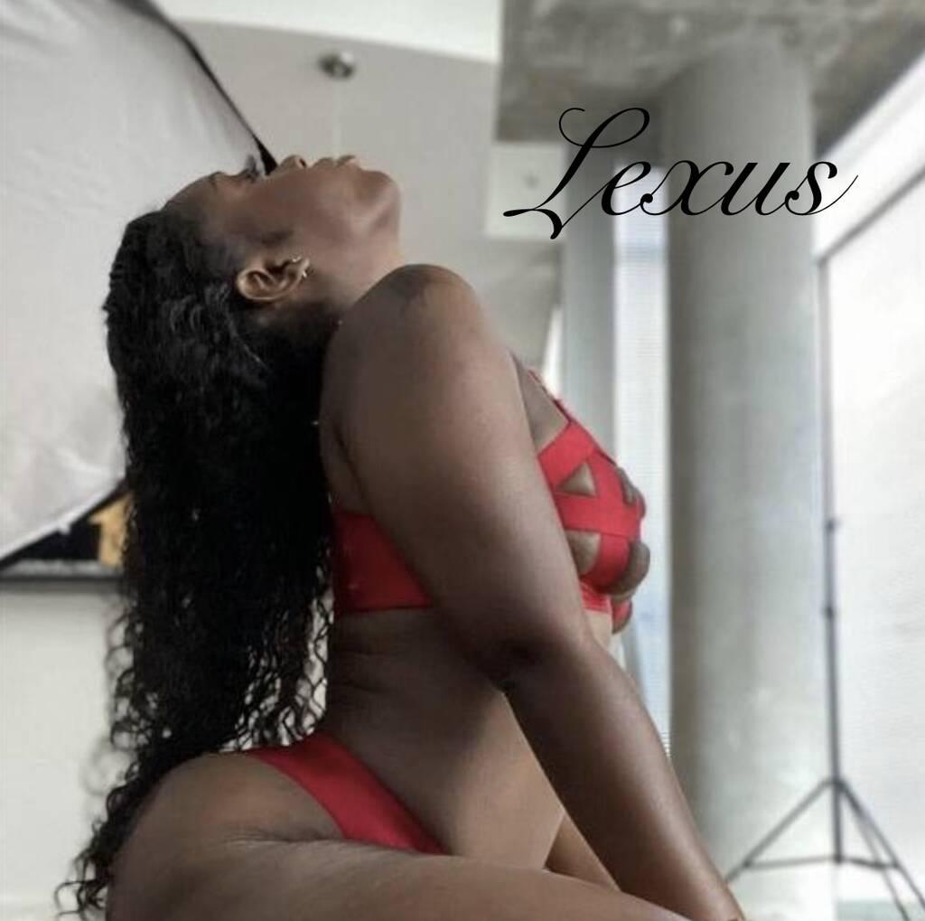 Lexus is Female Escorts. | Kitchener | Ontario | Canada | scarletamour.com 