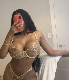 Jess is Female Escorts. | London | Ontario | Canada | scarletamour.com 