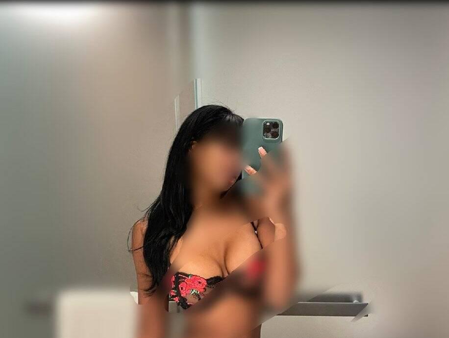 Janis Love is Female Escorts. | Ft Mcmurray | Alberta | Canada | scarletamour.com 