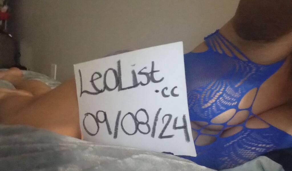 Julia is Female Escorts. | Barrie | Ontario | Canada | scarletamour.com 