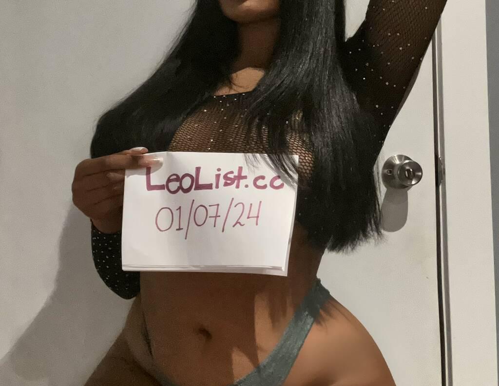 Zoe is Female Escorts. | Barrie | Ontario | Canada | scarletamour.com 