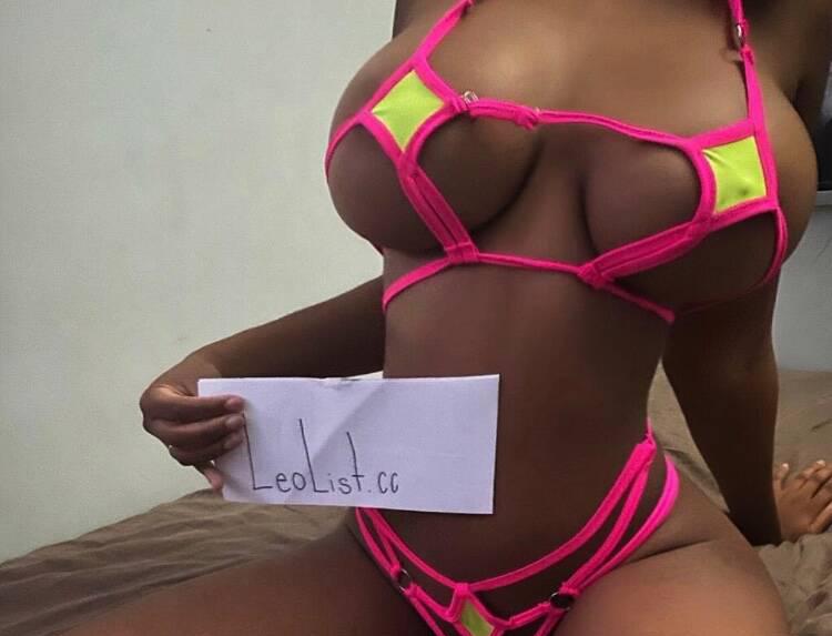 Sabrina is Female Escorts. | Saguenay | Quebec | Canada | scarletamour.com 