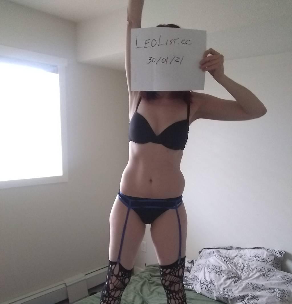 Elle is Female Escorts. | Edmonton | Alberta | Canada | scarletamour.com 