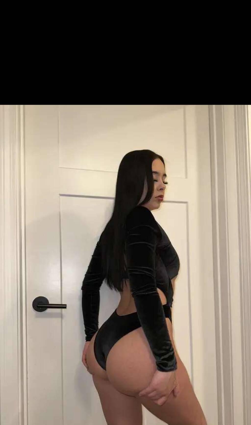 Haya is Female Escorts. | London | Ontario | Canada | scarletamour.com 