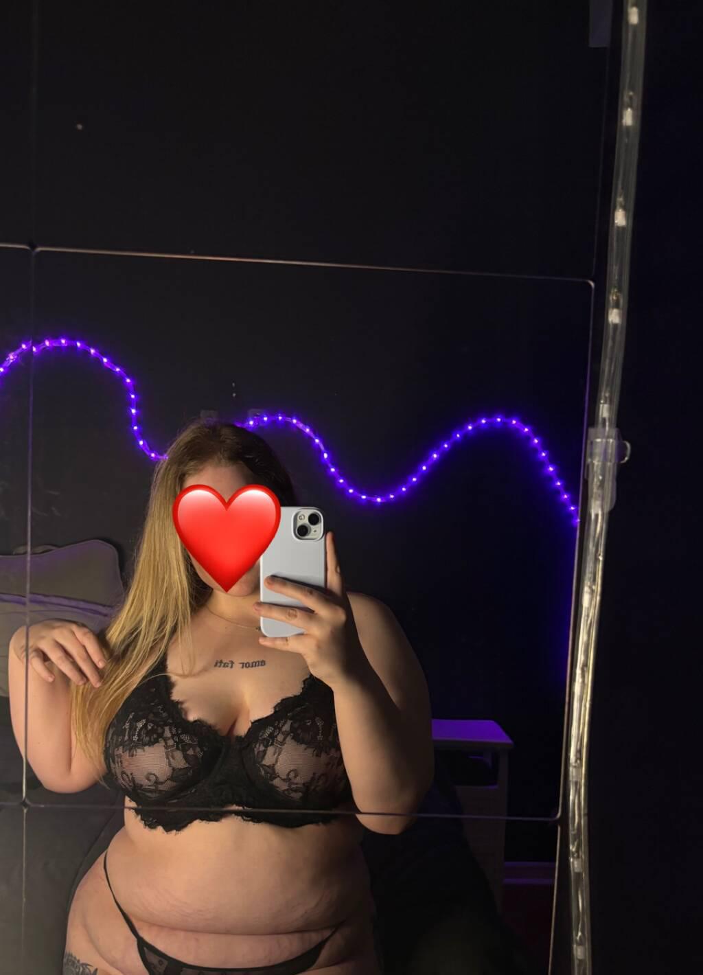 Rae is Female Escorts. | Toronto | Ontario | Canada | scarletamour.com 