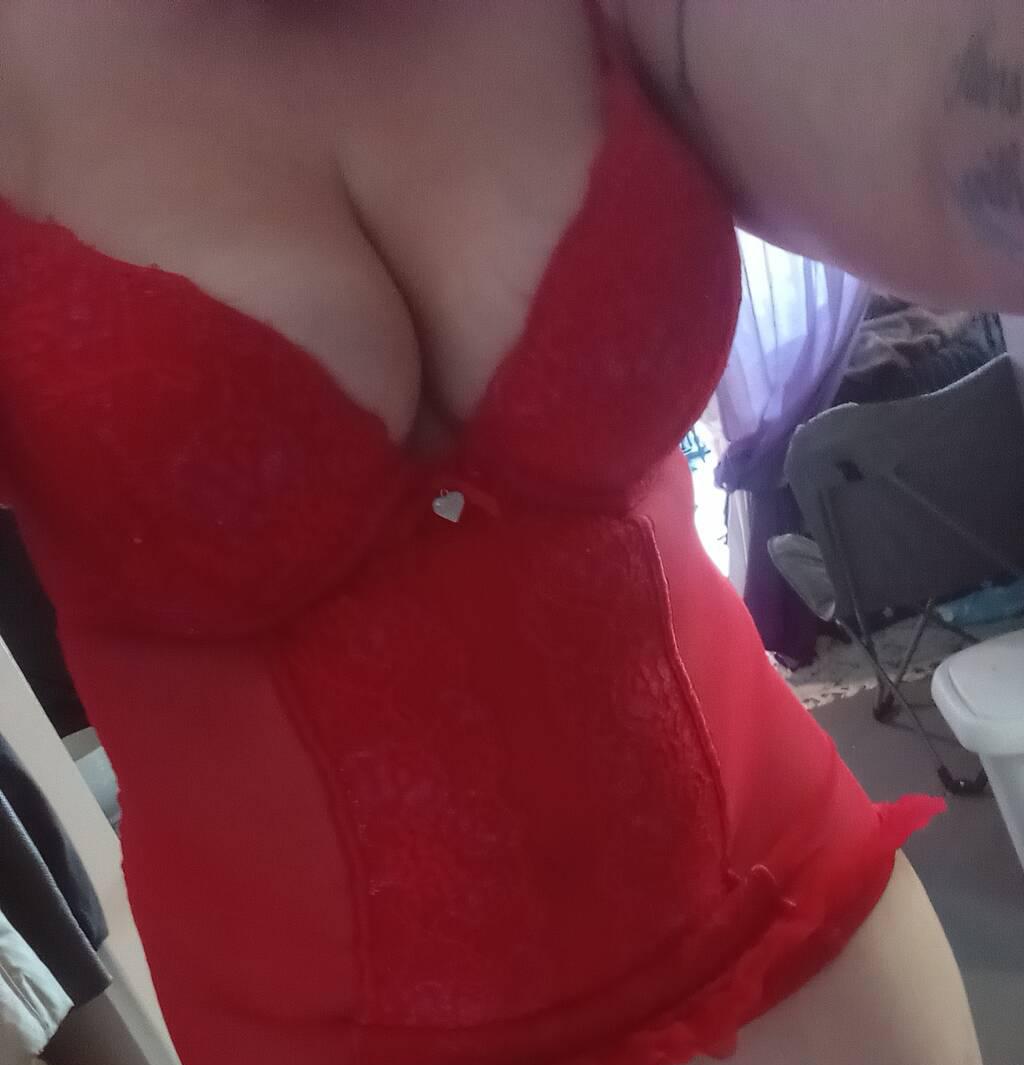 Cassie is Female Escorts. | Victoria | British Columbia | Canada | scarletamour.com 